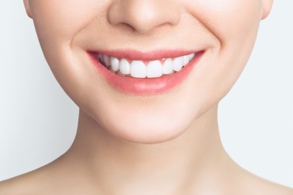 why teeth whitening should be done by dentists and not other clinicians
